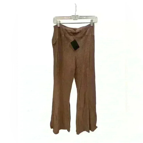 Area Stars Ribbed Flare Pull On Pants - Picture 2 of 3